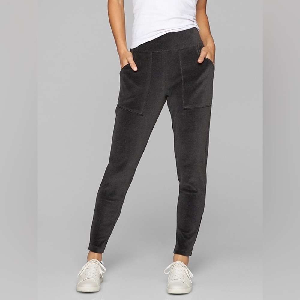 Athleta Velour Velluxe Jogger Pants Gray Pocket Zipper Ankle M